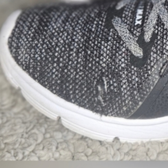 Nike Air Max Sequent 3 Women's Shoes size 6.5 Sneakers Gray Black White Trainers - Picture 15 of 15